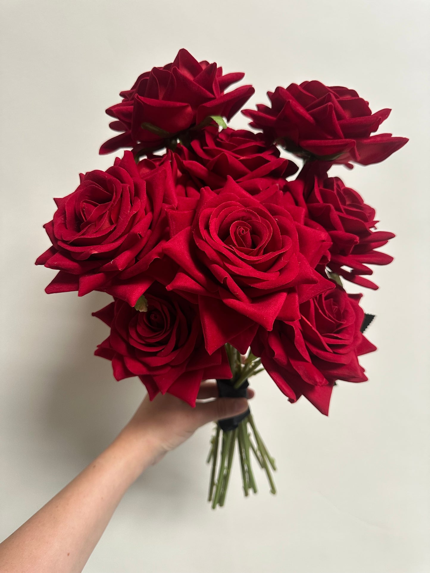 12 Luxury Velvet Red Rose Bridal Bouquet