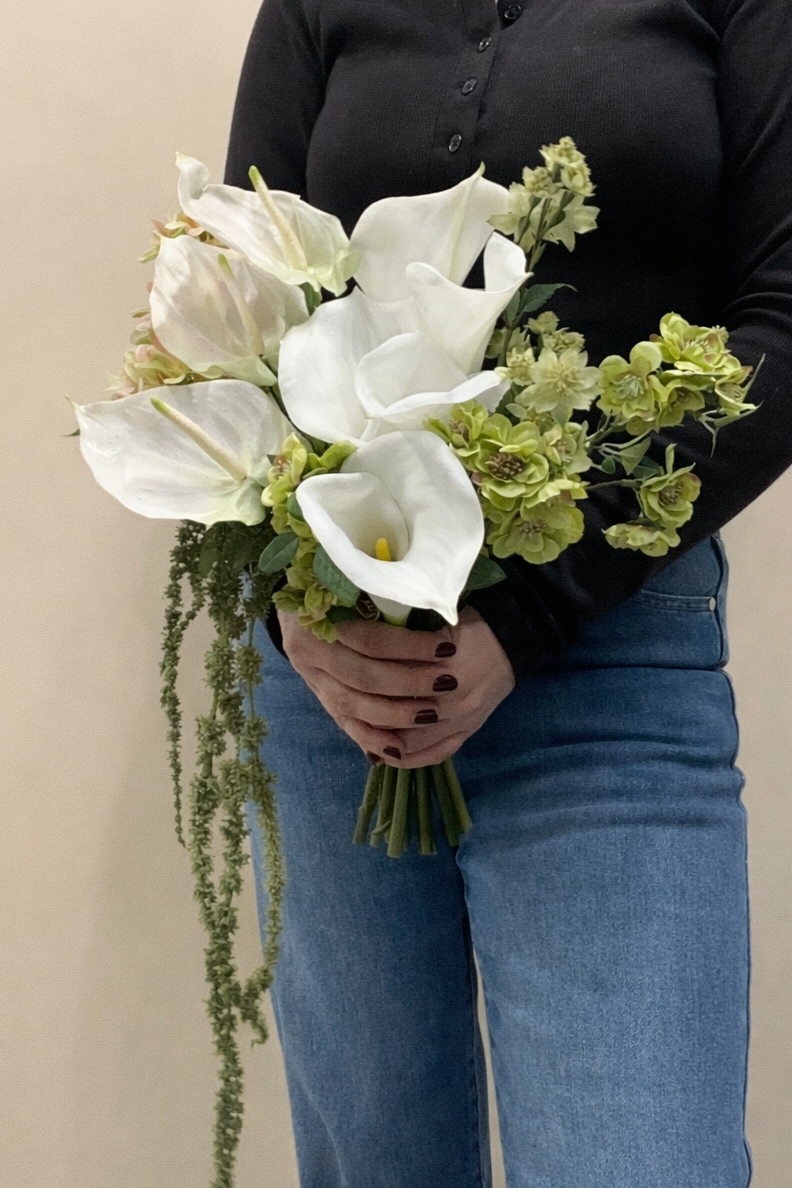 Amaranthus, Calla Lily & Blossom bouquet package
