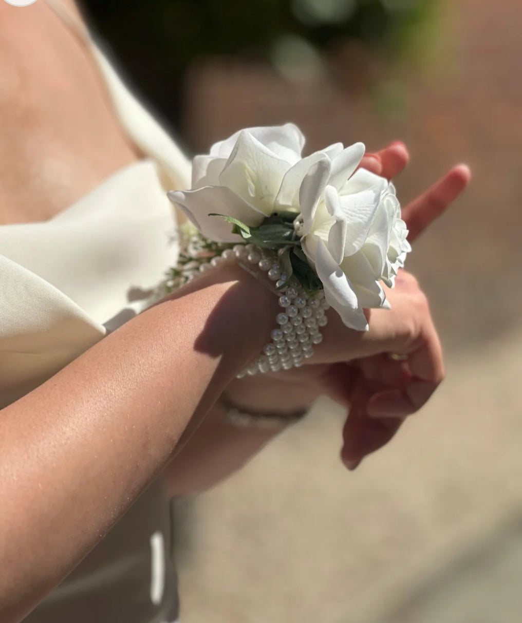 Luxury White Rose Wedding Package - Bride’s Favourite 🤍