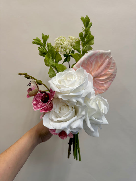 Blush and Berry | Bridesmaid bouquet